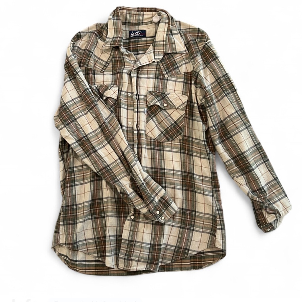 SOLD Vintage Levi’s Pearl Snap Flannel
